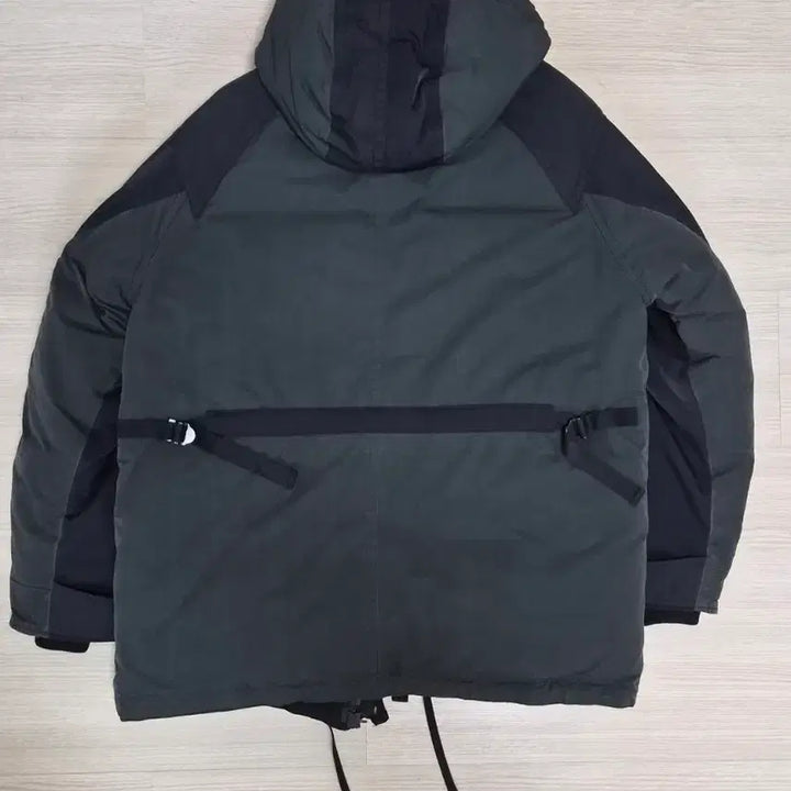 [BUNJANG] Series X Istloague Military Down Jacket / 시리즈 X 이스트로그  다운점퍼