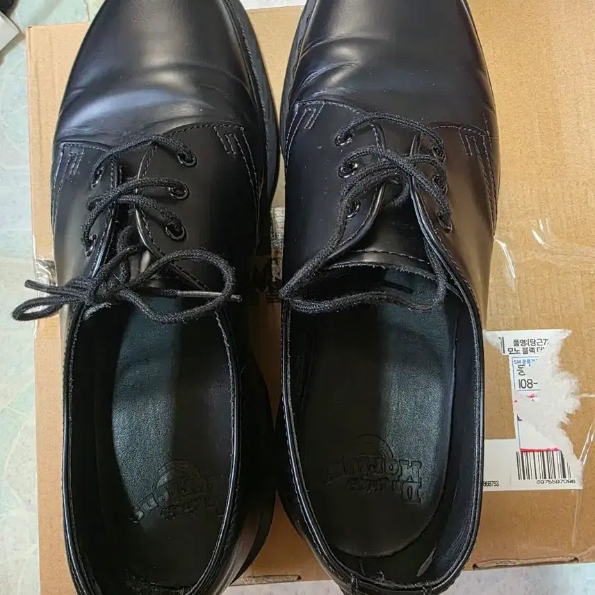 [BUNJANG] Dr. Martens 1461 Mono Black Shoes / 닥터마틴 1461 모노 블랙 uk7 260사이즈