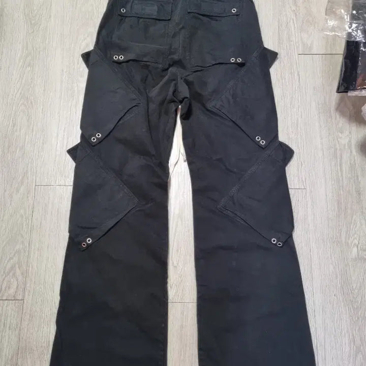 [BUNJANG] Kornick Section Garment Dyed Cargo Pants / 코닉섹션 가먼트 다잉 카고팬츠 [새상품_1]