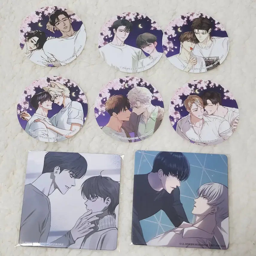 [BUNJANG] Laga Noctia Hanbok Acrylic Stand, Photocard, Badge Set / 패션 라가 녹티아 한복 생일 아크릴 스탠드 포토카드 뱃지 리미티드런 팝업