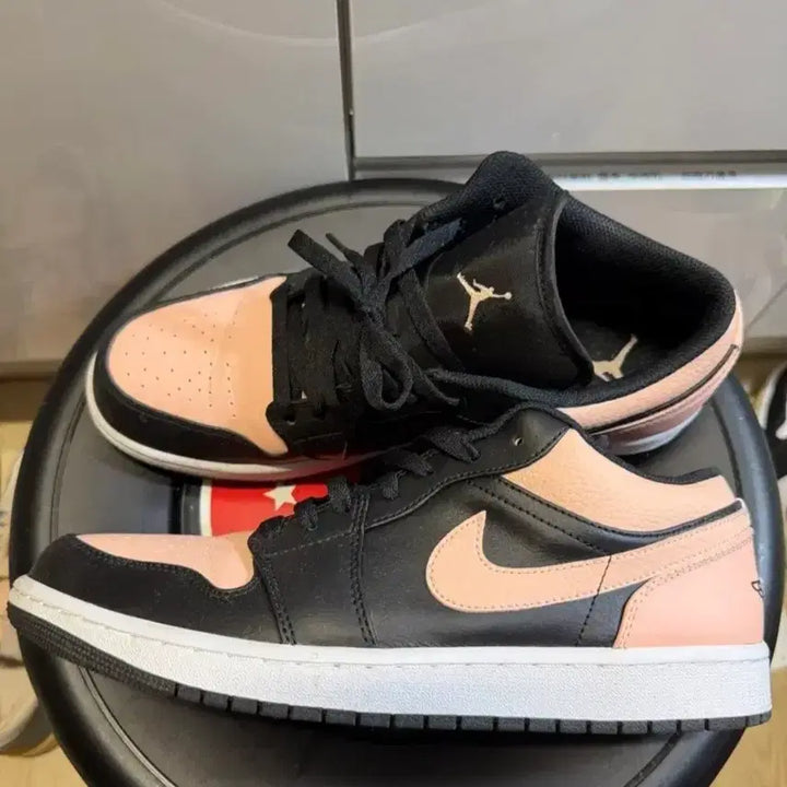 [BUNJANG] Nike Jordan 1 Low Crimson Tint Sneakers / [290] 나이키 조던1 로우 크림슨 틴트