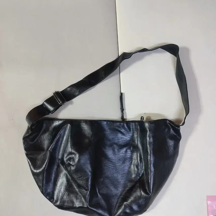 [BUNJANG] Black Leather Big Hobo Bag / 가격내림)가죽 블랙 빅호보백 새제품