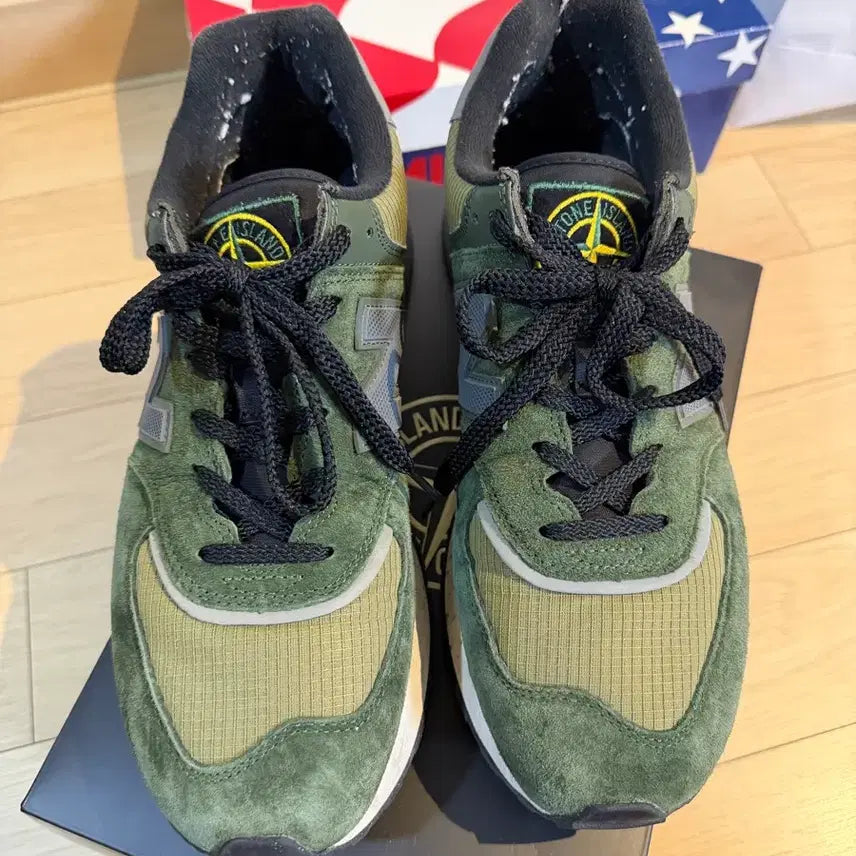 [BUNJANG] Stone Island x New Balance 574 Green Collaboration Sneakers / (285)스톤아일랜드 뉴발란스 574 그린