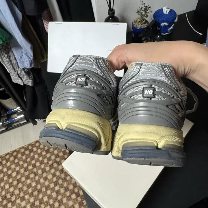 [SOLD OUT] 뉴발란스 디스이즈네버댓 1906 다운타운런 255