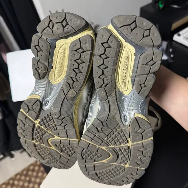 [SOLD OUT] 뉴발란스 디스이즈네버댓 1906 다운타운런 255