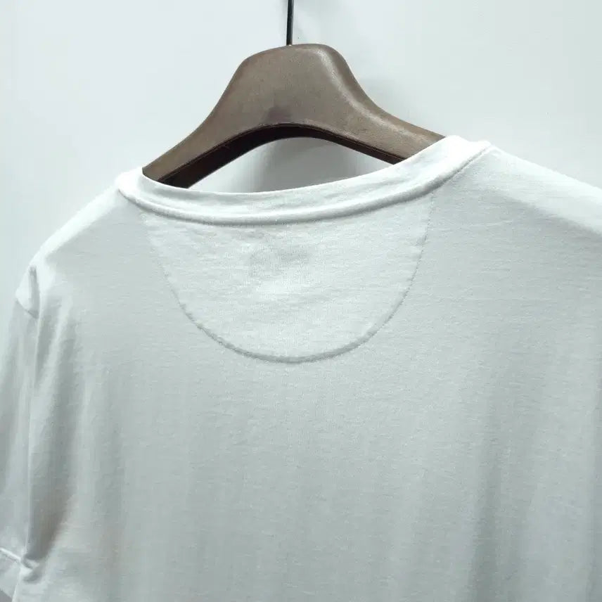 [BUNJANG] Fendi Bag Bugs Multi Stripe Round Short Sleeve T-shirt (XL) / 펜디 백 버그 아이즈 멀티 스트라이프 라운드 반팔 티셔츠 (XL)