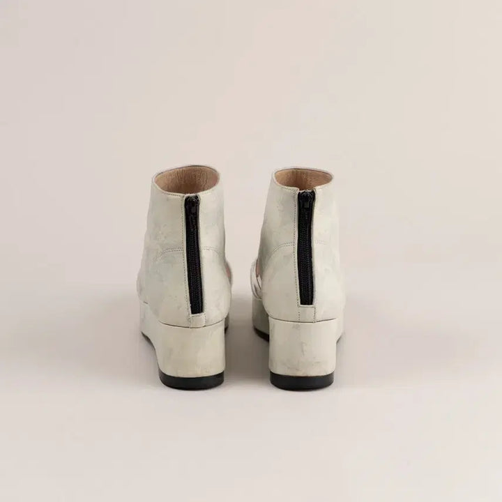 [SOLD OUT] 플랫아파트먼트 한복 모티브 웨지힐 부츠 240