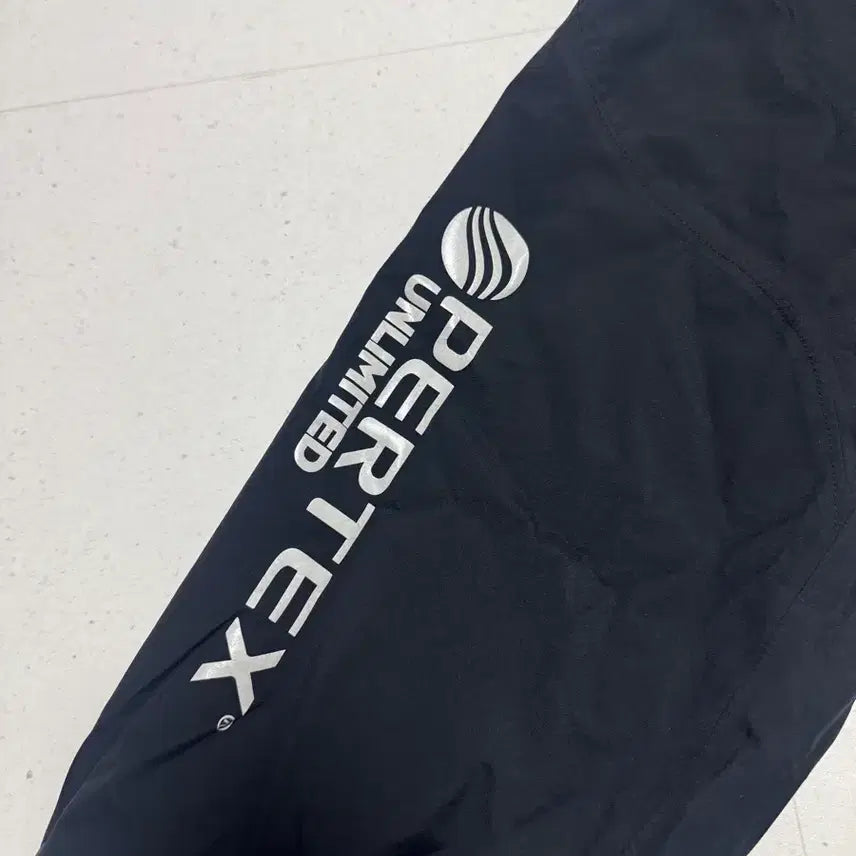 [BUNJANG] Stussy Pertex Pants - Size S / 스투시 퍼텍스 팬츠 s