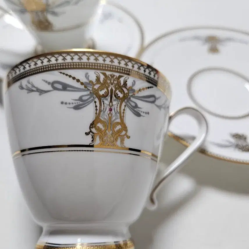[BUNJANG] Haenam China Roman Gold Coffee/Tea Cup Set (2 Sets, 4 Pcs) / 최고급 새것 행남자기 로만골드 12만원출시 커피잔 찻잔 빈티지 골동품