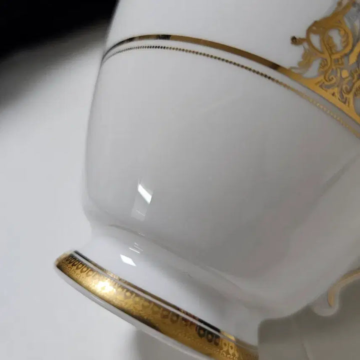 [BUNJANG] Haenam China Roman Gold Coffee/Tea Cup Set (2 Sets, 4 Pcs) / 최고급 새것 행남자기 로만골드 12만원출시 커피잔 찻잔 빈티지 골동품
