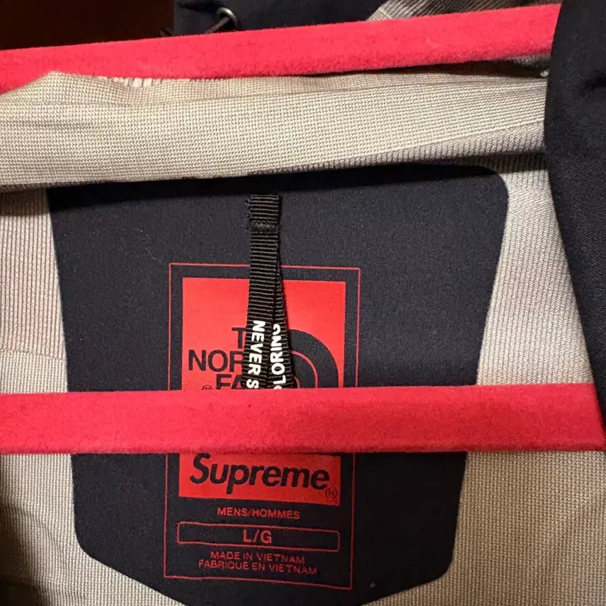 [BUNJANG] Supreme The North Face Times Square Windbreaker Jacket / 슈프림 노스페이스 타임스퀘어 바람막이 L