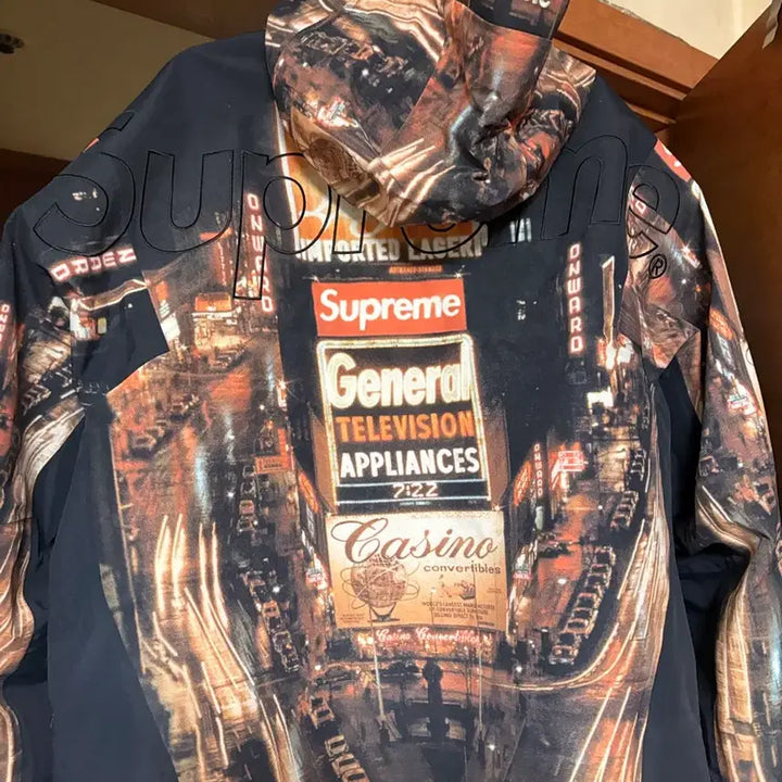 [BUNJANG] Supreme The North Face Times Square Windbreaker Jacket / 슈프림 노스페이스 타임스퀘어 바람막이 L