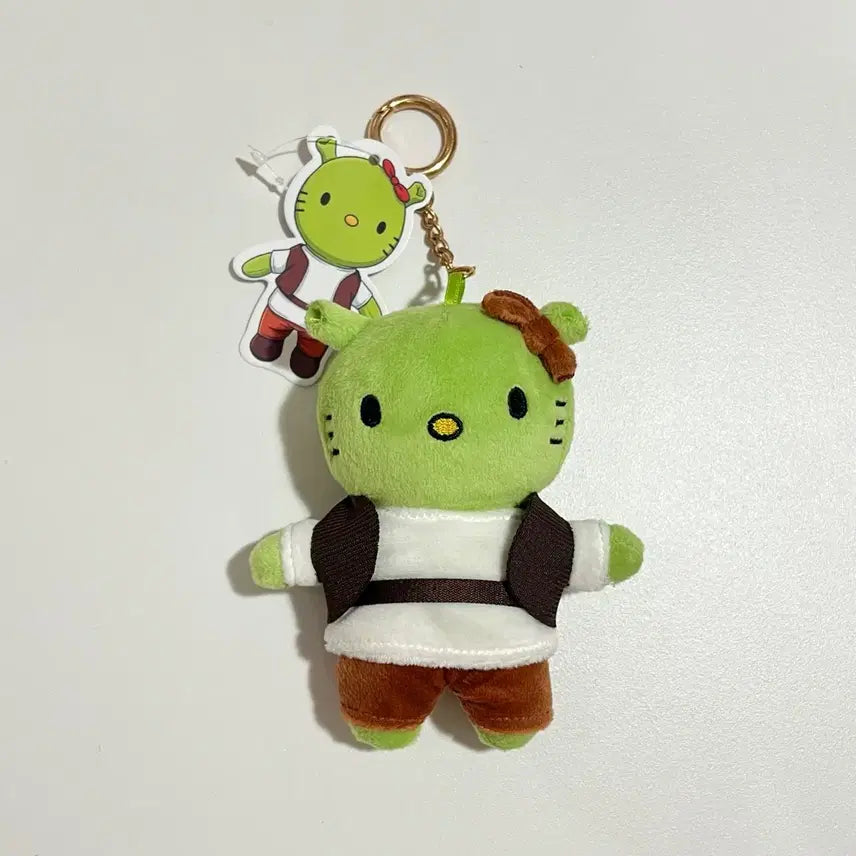 [SOLD OUT] 산리오 슈렉 그린 헬로 키티 정품 콜라보 인형 키링