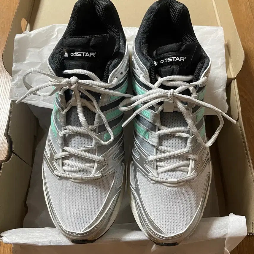 [BUNJANG] Adidas Adistar Control 5 White:Clear Mint Sneakers / 아디다스 아디스타 컨트롤5 화이트:클리어민트 285