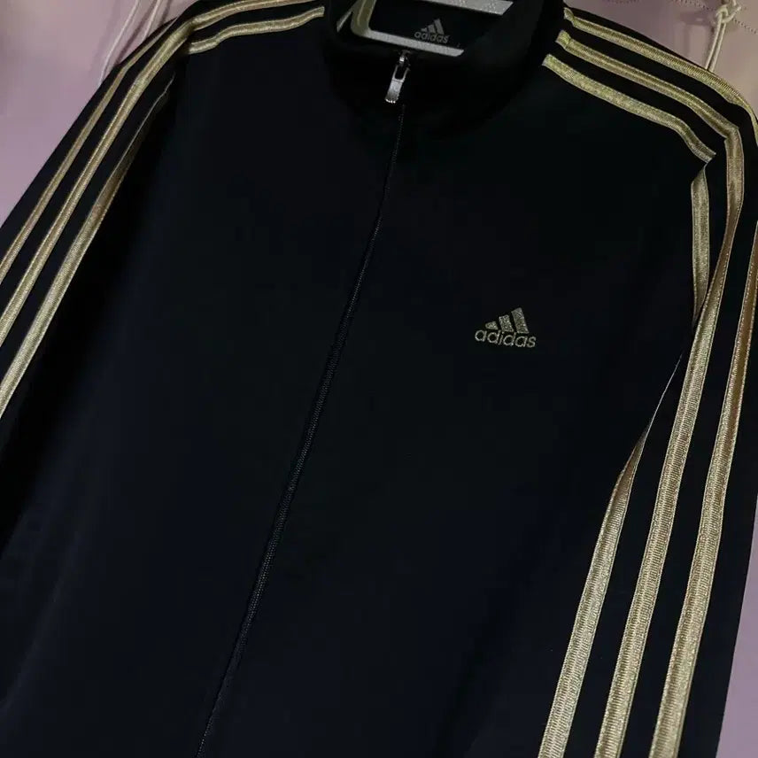 [BUNJANG] Adidas Track Top Black Gold Track Jacket / 아디다스져지 아디다스 삼선 트랙탑 검골 아디다스 블랙 골드 집업 올드스쿨