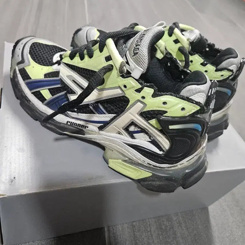 [BUNJANG] Balenciaga New Runner Sneakers / 발렌시아가 뉴러너