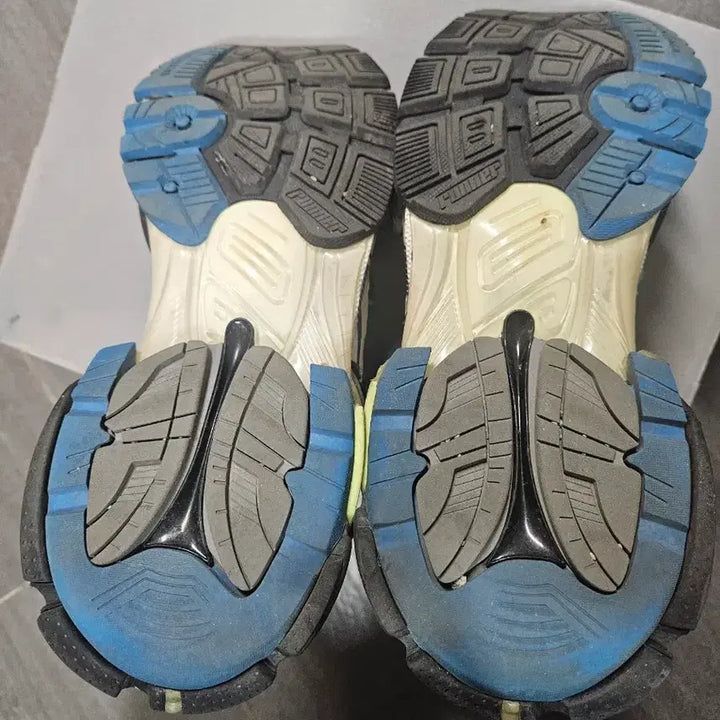 [BUNJANG] Balenciaga New Runner Sneakers / 발렌시아가 뉴러너