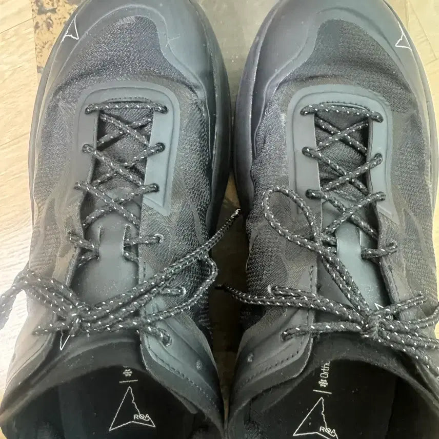 [BUNJANG] Roa Cellar 270 Black Sneakers / [42,270] 로아 셀라 270 판매