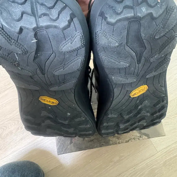 [BUNJANG] Roa Cellar 270 Black Sneakers / [42,270] 로아 셀라 270 판매