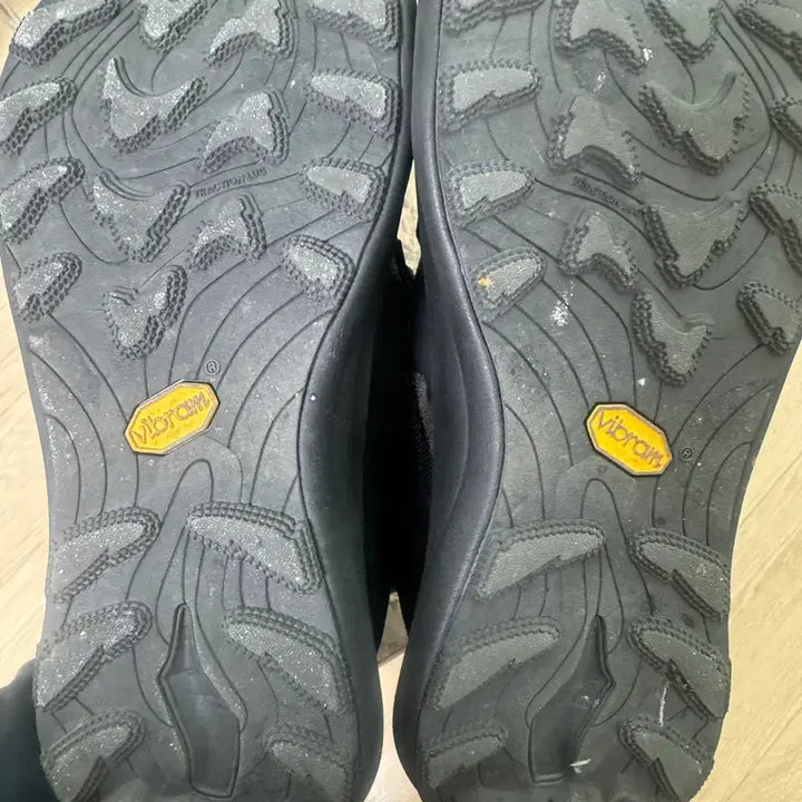 [BUNJANG] Roa Cellar 270 Black Sneakers / [42,270] 로아 셀라 270 판매
