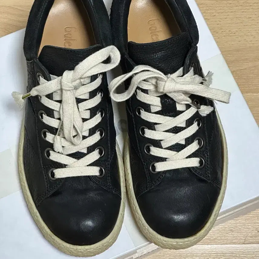 [BUNJANG] Golemeth Emotional Horsehide Sneakers / Golemeth 골멧 이모셔널 말가죽 스니커즈 42