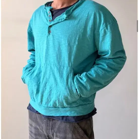 [BUNJANG] Vintage Mint Green Henley Long Sleeve T-shirt / 빈티지 민트색 버튼 긴팔 티셔츠 (터키색 헨리넥) 새상품