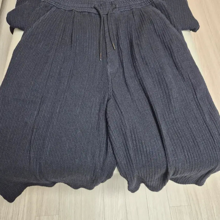 [BUNJANG] 준지 25ss 코튼 블렌디드 준므플리세 맨투맨/팬츠 셋업(M/46) / 준지 25ss 블렌디드 코튼 스트라이프 준므플리세 셋업(M/46)