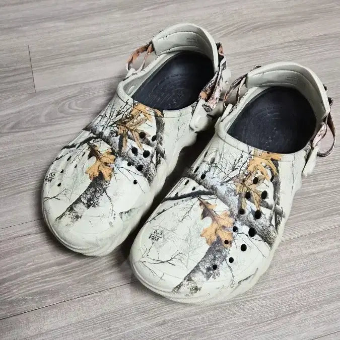 [BUNJANG] Crocs Echo Clog Real Tree Bone Sandals / 크록스 에코 클로그 리얼 트리 본