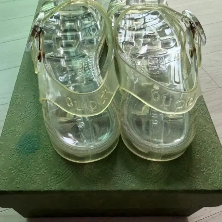 [BUNJANG] Gucci Transparent Jelly Shoes / 구찌 투명 젤리 슈즈