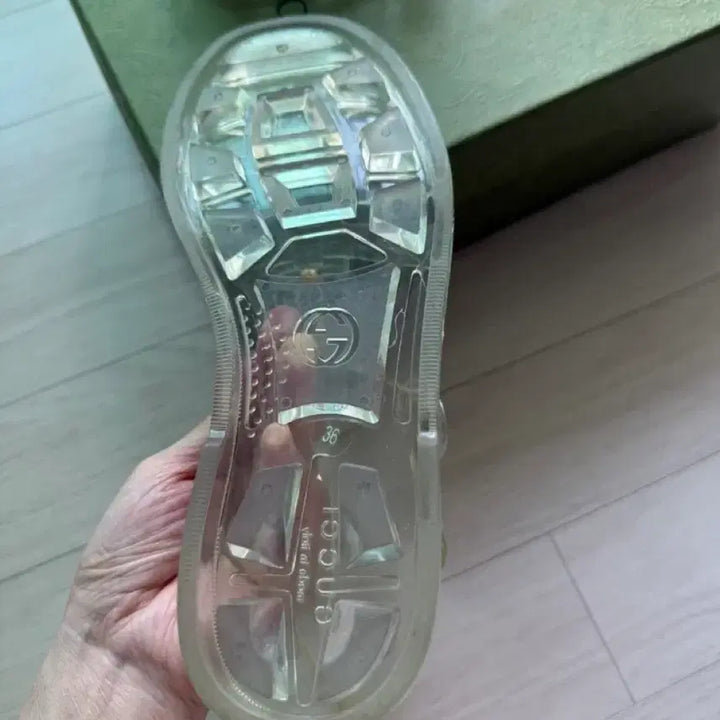 [BUNJANG] Gucci Transparent Jelly Shoes / 구찌 투명 젤리 슈즈