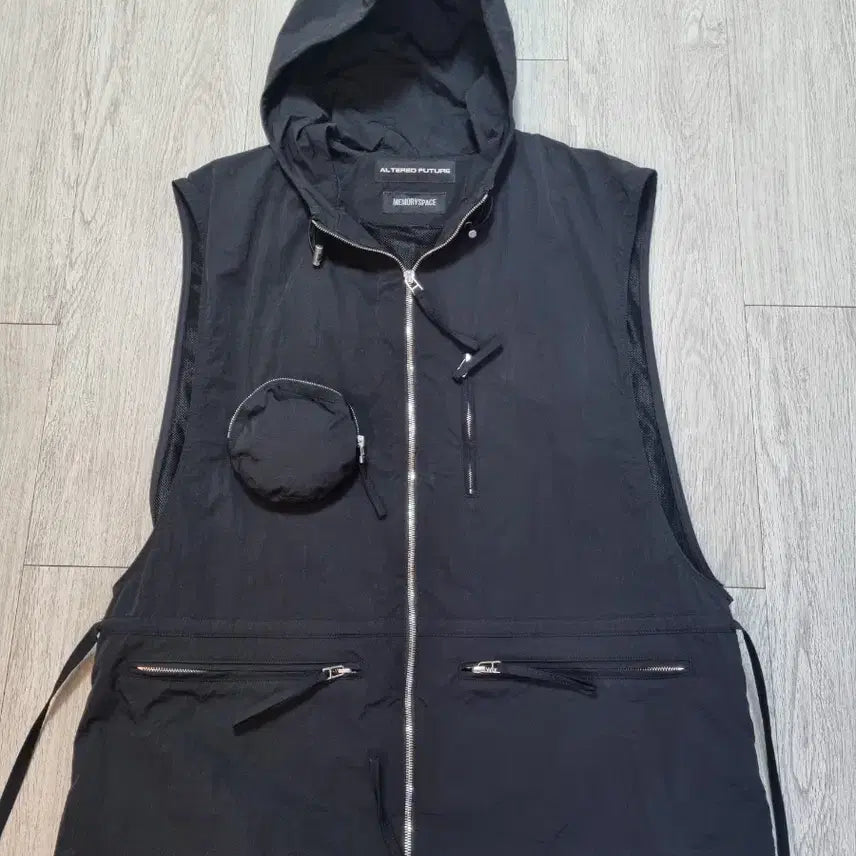 [BUNJANG] Altered Future Memory Space Nylon Vest / 얼터드퓨처 메모리스페이스 나일론 베스트 [1]