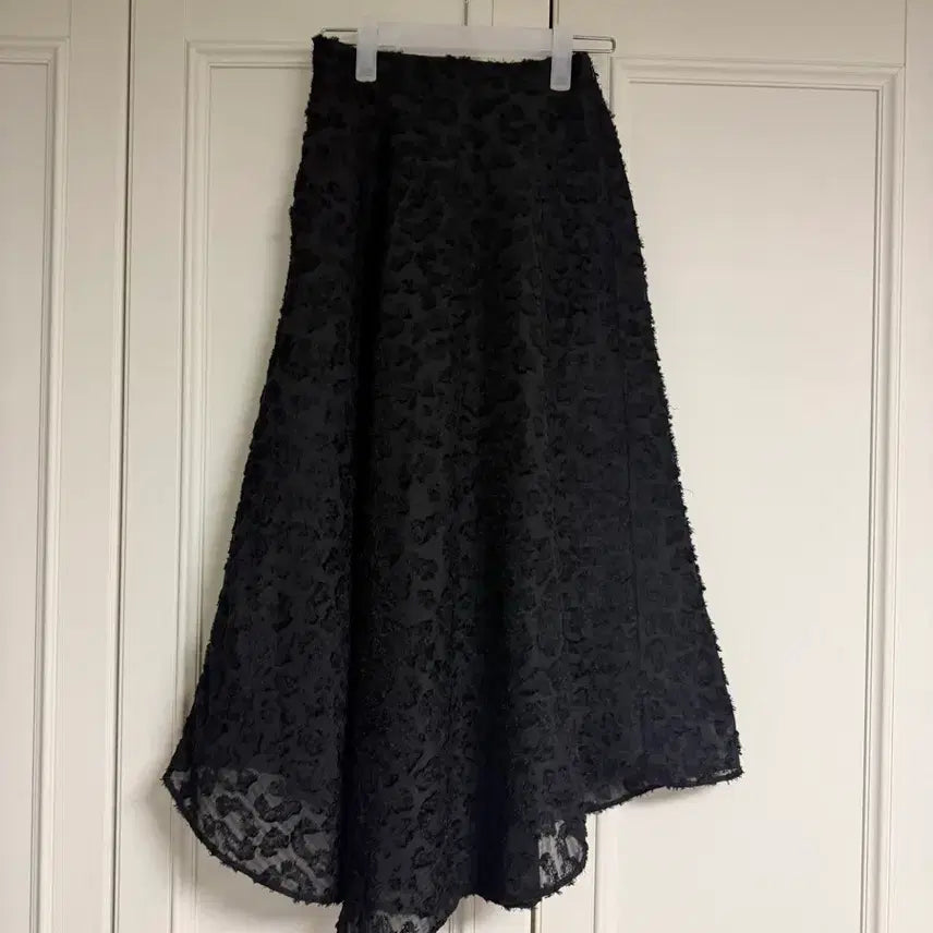 [BUNJANG] Raon Company Museela Black Skirt / 라온컴퍼니 (뮤제라) 블랙 스커트
