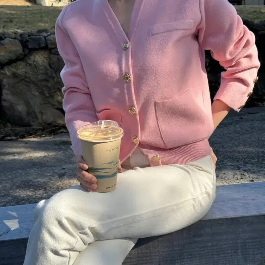 [BUNJANG] Pink Gold Button Cardigan / 핑크색 금장 버튼 가디건