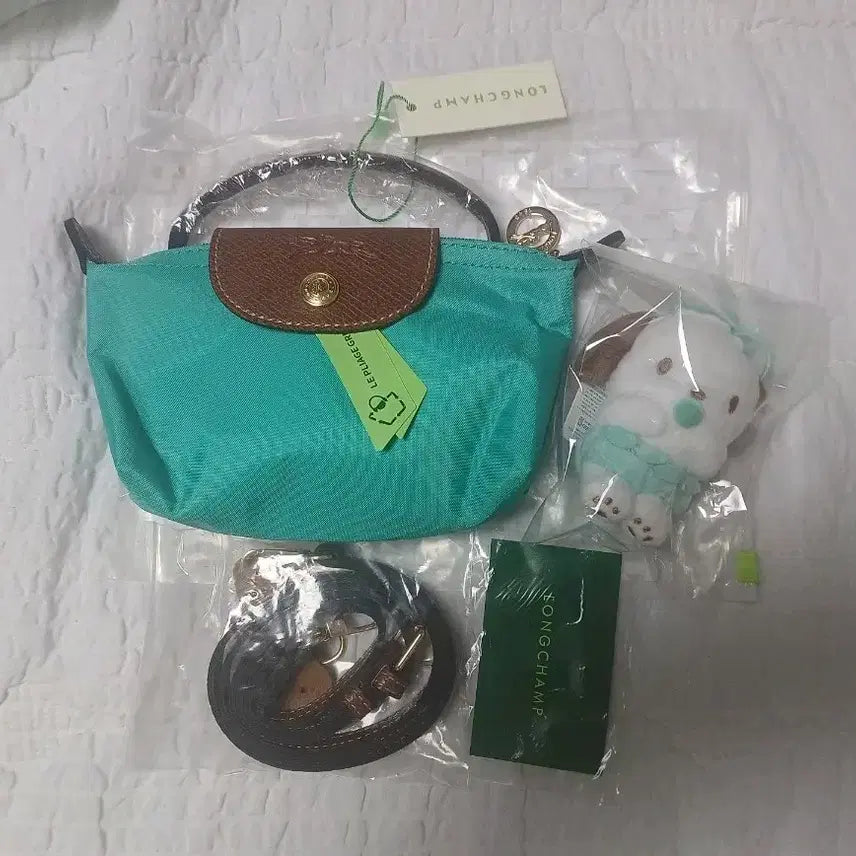[BUNJANG] Longchamp Le Pliage Green Shoulder Bag Set with Strap, Sanrio Charm, and Inner Bag / 정품 새상품 롱샴 르플리아쥬 그린 + 스트랩 + 산리오키링 + 이너백세트