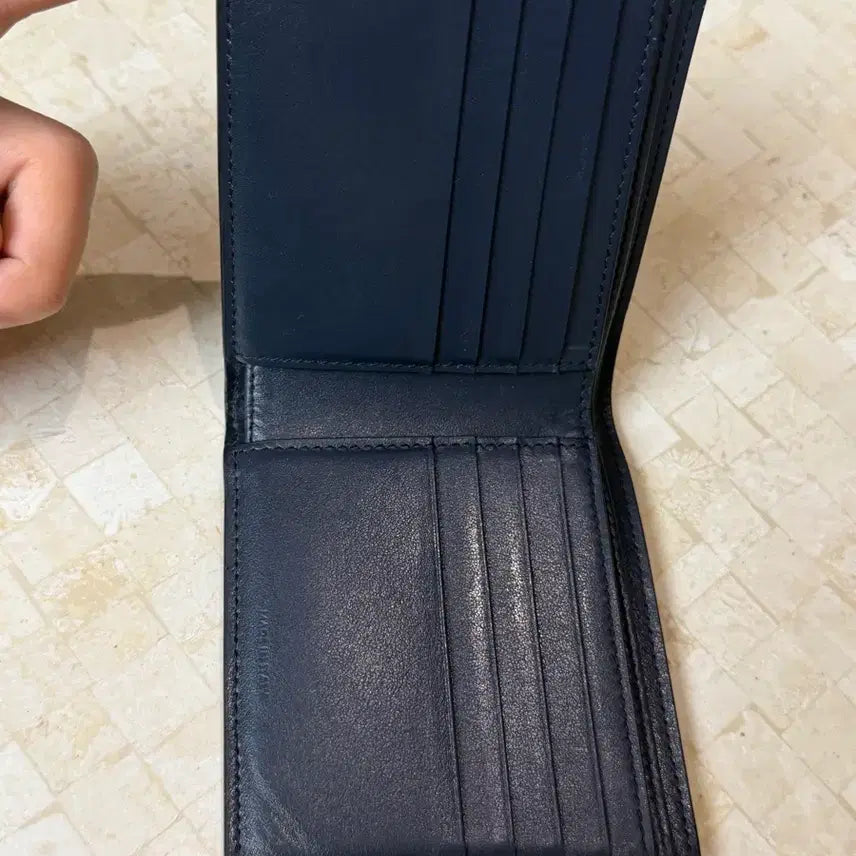 [BUNJANG] Celine Grain Calfskin Bifold Wallet / (정품) A급 급처 셀린느 그레인드 카프스킨 반지갑 네이비 판매