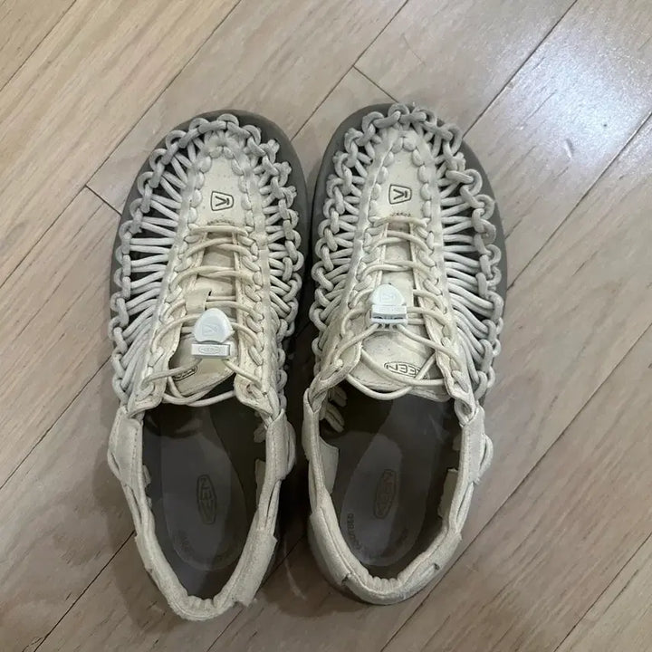 [BUNJANG] KEEN UNEEK Women&