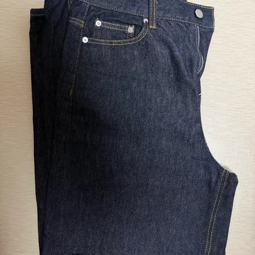 [BUNJANG] Helene Paris Logo Needle Point Wide Denim Pants / 헬레네파리스 로고 니들 포인트 와이드 데님 팬츠 [블루 블랙]
