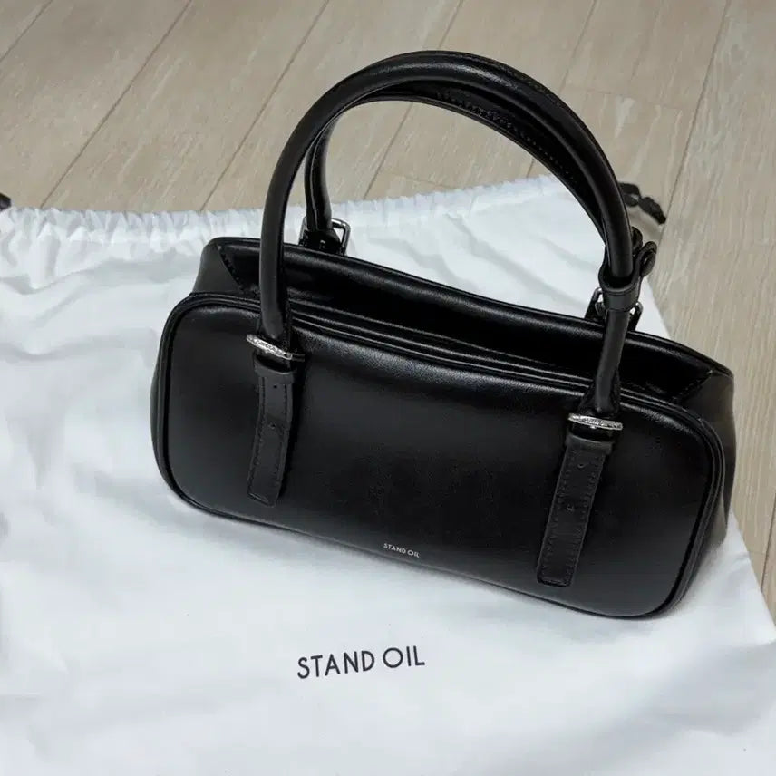 [SOLD OUT] 스탠드오일 스퀘어 볼링백 숄더백 블랙