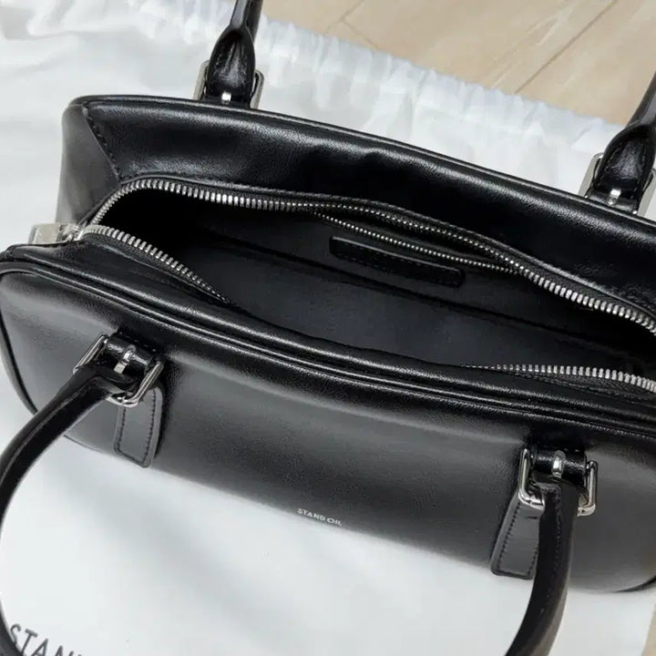 [SOLD OUT] 스탠드오일 스퀘어 볼링백 숄더백 블랙