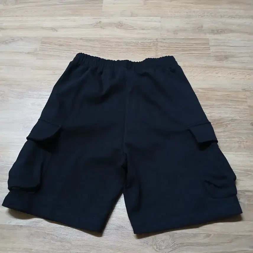 [BUNJANG] FCMM Embossed Cargo Sweat Shorts / 미사용품 FCMM 에프씨엠엠 엠보싱 카고 반바지 스웻 쇼츠