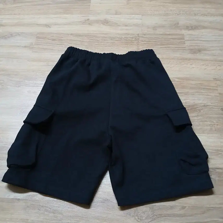 [BUNJANG] FCMM Embossed Cargo Sweat Shorts / 미사용품 FCMM 에프씨엠엠 엠보싱 카고 반바지 스웻 쇼츠