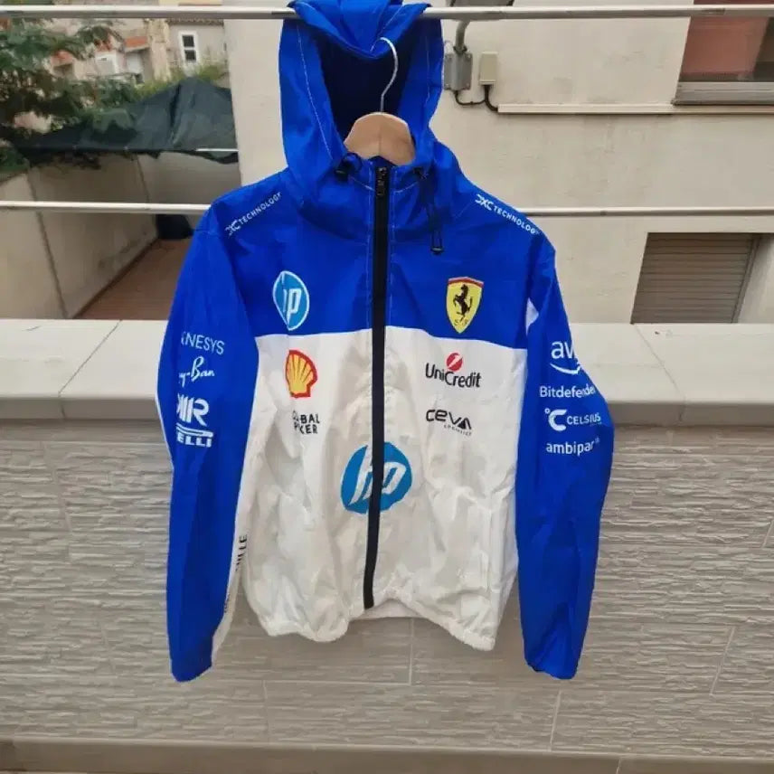 [SOLD OUT] F1 페라리 바람막이 xl