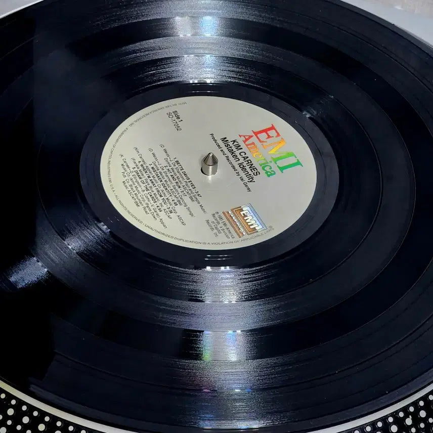 [BUNJANG] Kim Carnes Mistaken Identity Import LP Vinyl / Kim Carnes 수입 LP