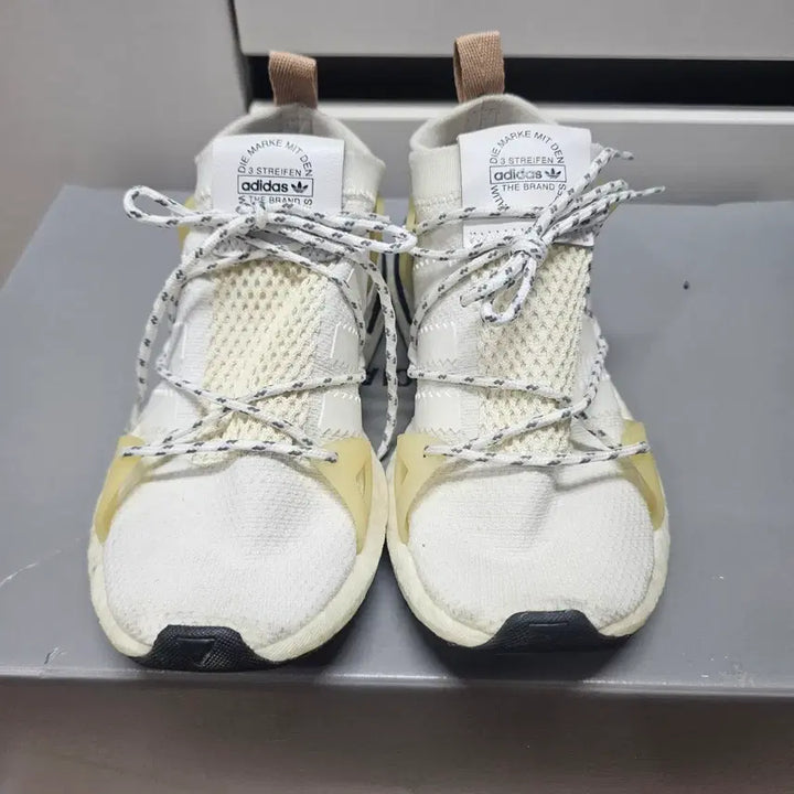 [BUNJANG] Adidas Originals Arkhyn Sneakers / 225 아디다스 오리지널스 알킨  -851