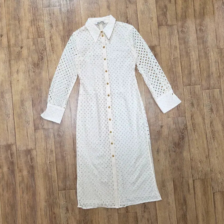 [BUNJANG] ZARA Eyelet Shirt Dress / 자라(ZARA) 아일렛 셔츠원피스 55-66 새상품