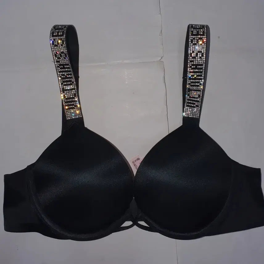 [SOLD OUT] 빅토리아 시크릿 로고 큐빅 밤쉘 샤인스트랩 브라 34A