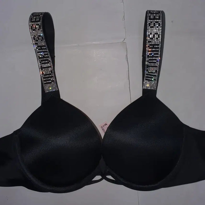 [SOLD OUT] 빅토리아 시크릿 로고 큐빅 밤쉘 샤인스트랩 브라 34A