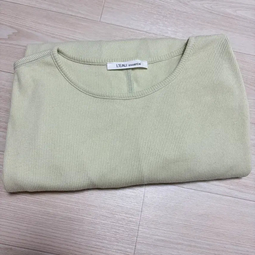 [BUNJANG] LEAU Classic Tee Lime / 로우 LEAU L&