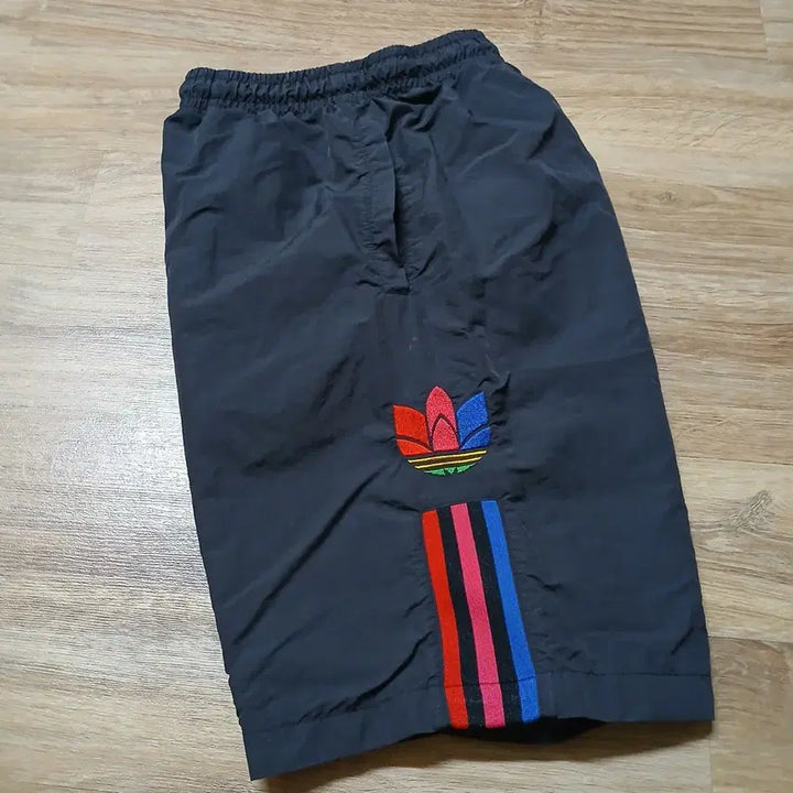 [BUNJANG] Adidas Nylon Woven Shorts / ADIDAS 아디다스 나일론 우븐 반바지 쇼츠 밴딩