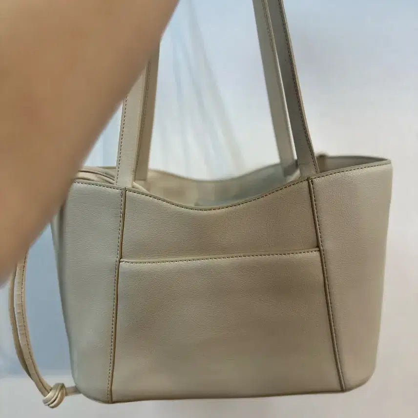 [BUNJANG] JILLSTUART Leather Shoulder Bag Ivory / 질바이질스튜어트 가죽 숄더백 아이보리